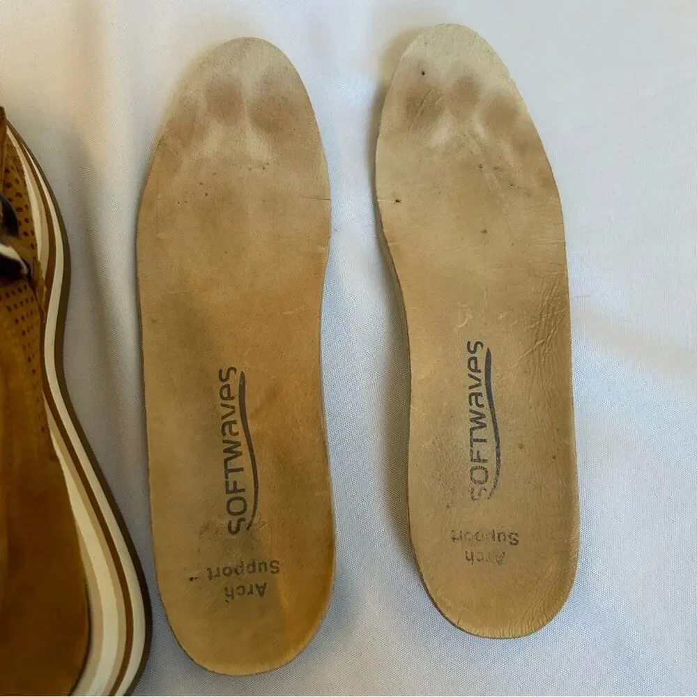 Softwaves Cadie Slip-On Platform Sneaker Cognac Size 36.5